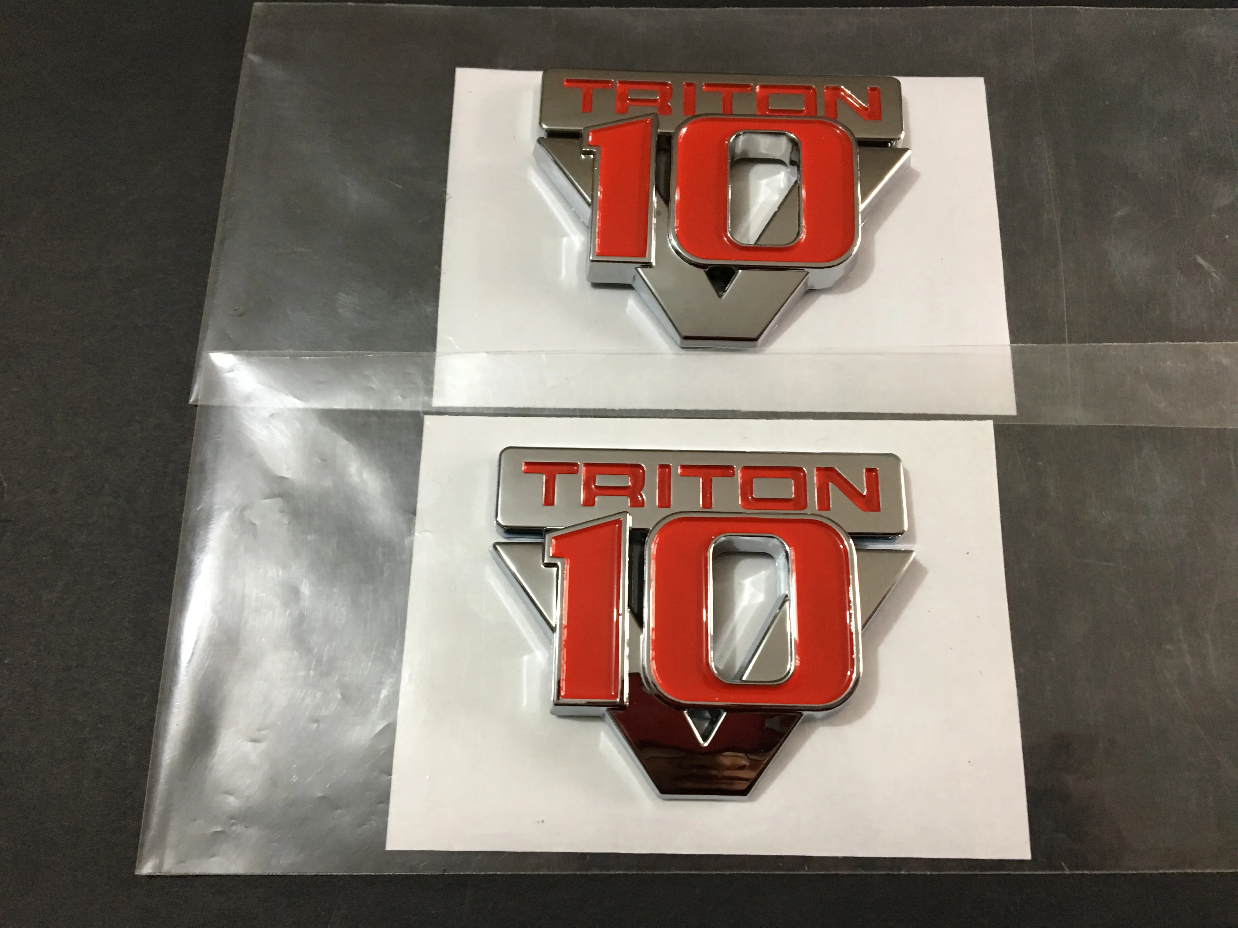 V10 TRITON SUPER DUTY FITS F250 F350 F450 EMBLEM BADGE NEW CHROME RED WHITEBLACK RED 2PCS