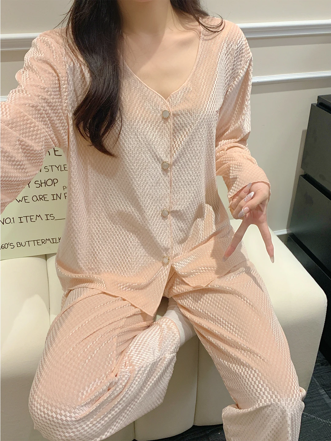  Thickened Velvet Pajamas Set for Women Spring Autumn Style Home Clothes Long Sleeve V-Neck Button Front Cardigan
