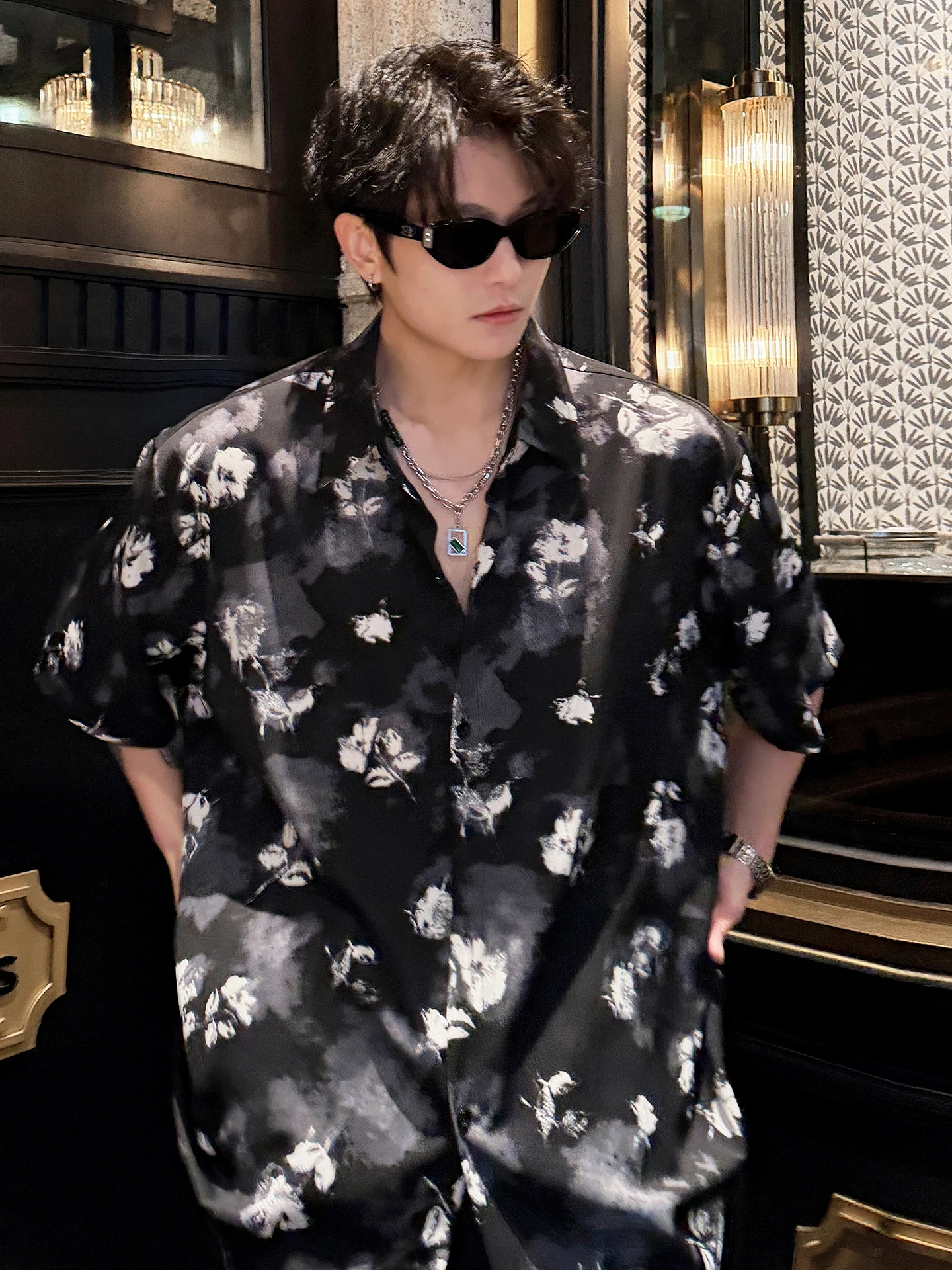 

Loose Casual Ice Silk Shirt Men's Short Sleeve Dyed Floral Pattern Summer New Style High End Trendy Brand Draped Feeling Shirt