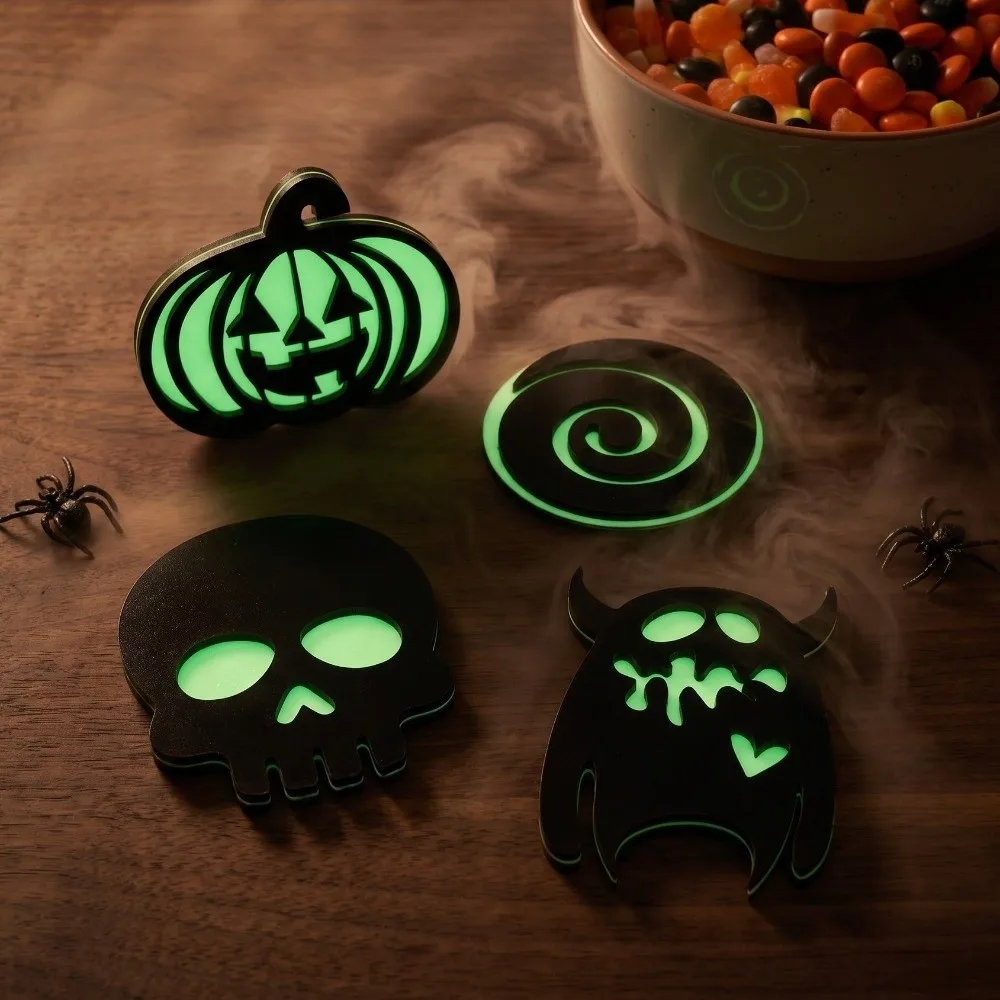 4/8PCS Anti-slip Glow-in-the-dark Coasters Dark Style Spooky Wooden Pumpkin Coasters Heatproof Luminous Skull Drink Coasters