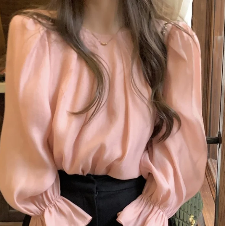 

French Women's Blouses Pink Shirt Niche Design Vintage Elegant Trumpet Sleeves Slim Fit O-Neck Solid Color Chiffon Tops Blouse
