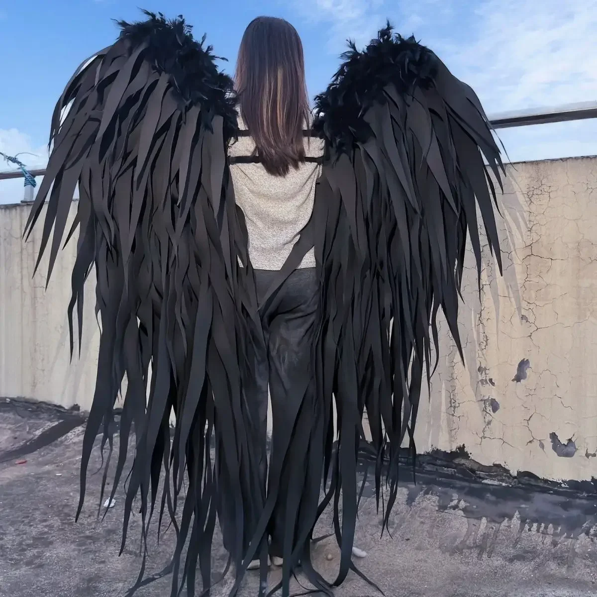 التصوير الفوتوغرافي لدعامة الجناح الأسود لتصوير دعائم الرماية لأداء حفلات الهالوين