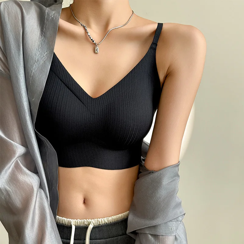 

Spring and summer new seamless underwear women's one-piece bra fixed chest pad casual small breasts gather to show large thin to