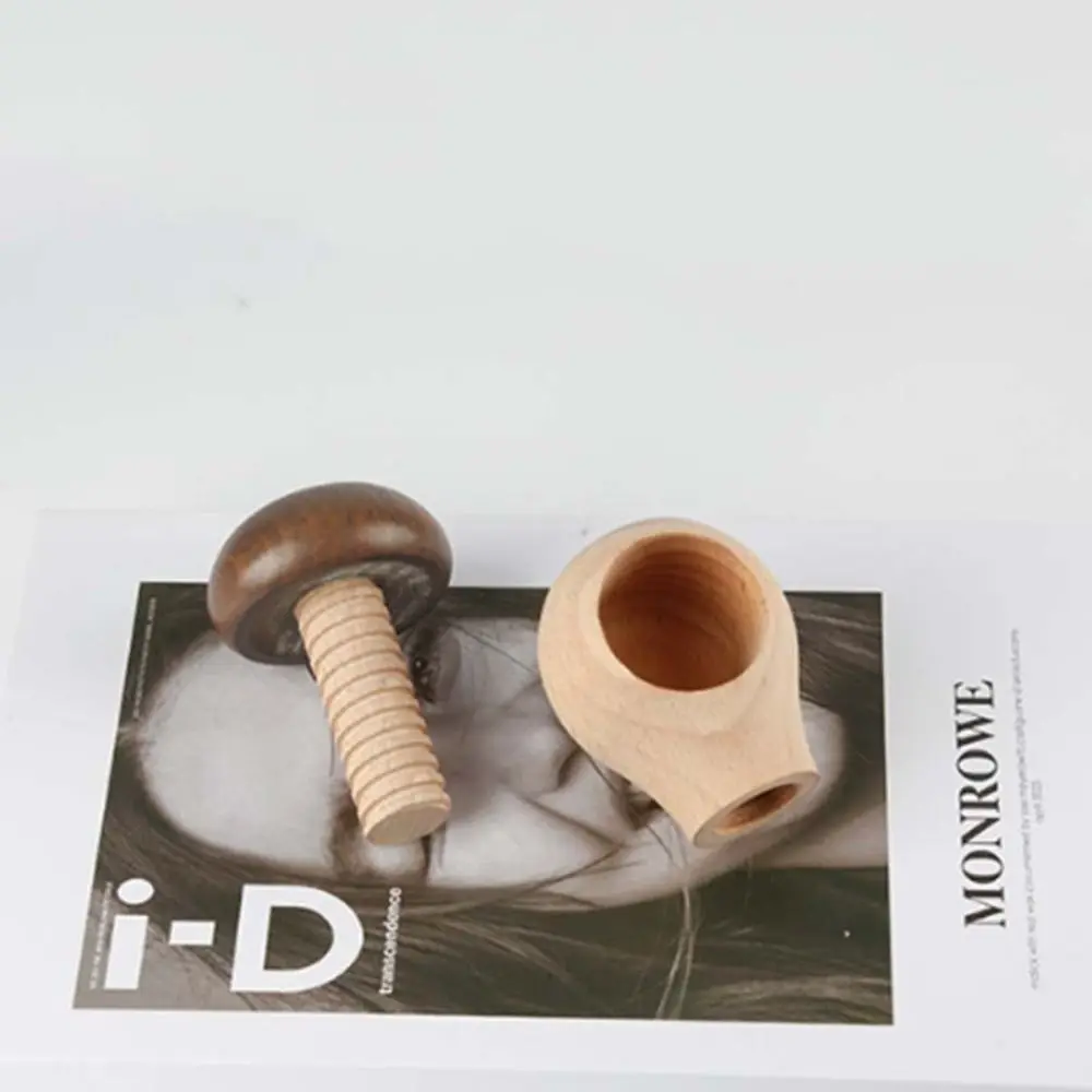 Crafts Wooden Mushroom Nutcracker Spiral Design Adjustable Walnuts Cracker Professional Manual Walnut Sheller Almond