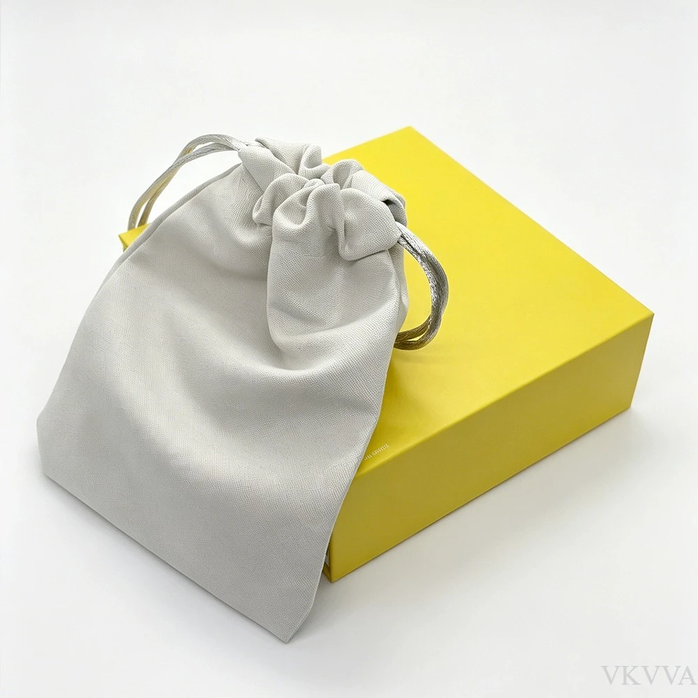 

KS Jewelry Gift Box and Dust Bag One Set