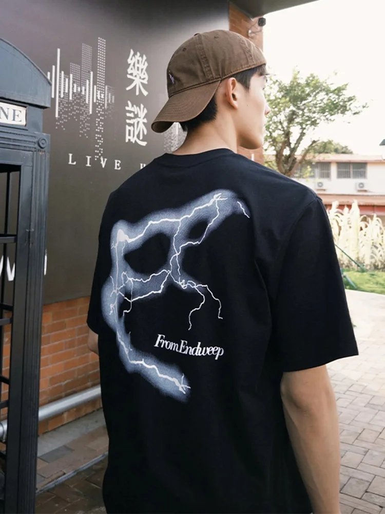 

Lightning Print Men's T-irt Summer American High Street Heavyweight ort Sve round Ne Casual Faion Breathable