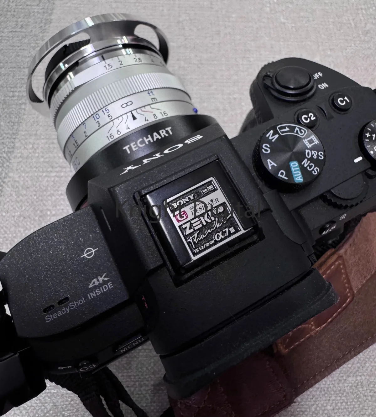 التصوير الغبار كاميرا الساخن الباردة غطاء الحذاء غطاء معدني لسوني A1 A7CRII A7C A6400 A7R5 A7M4 A6700 A6100 Zeiss