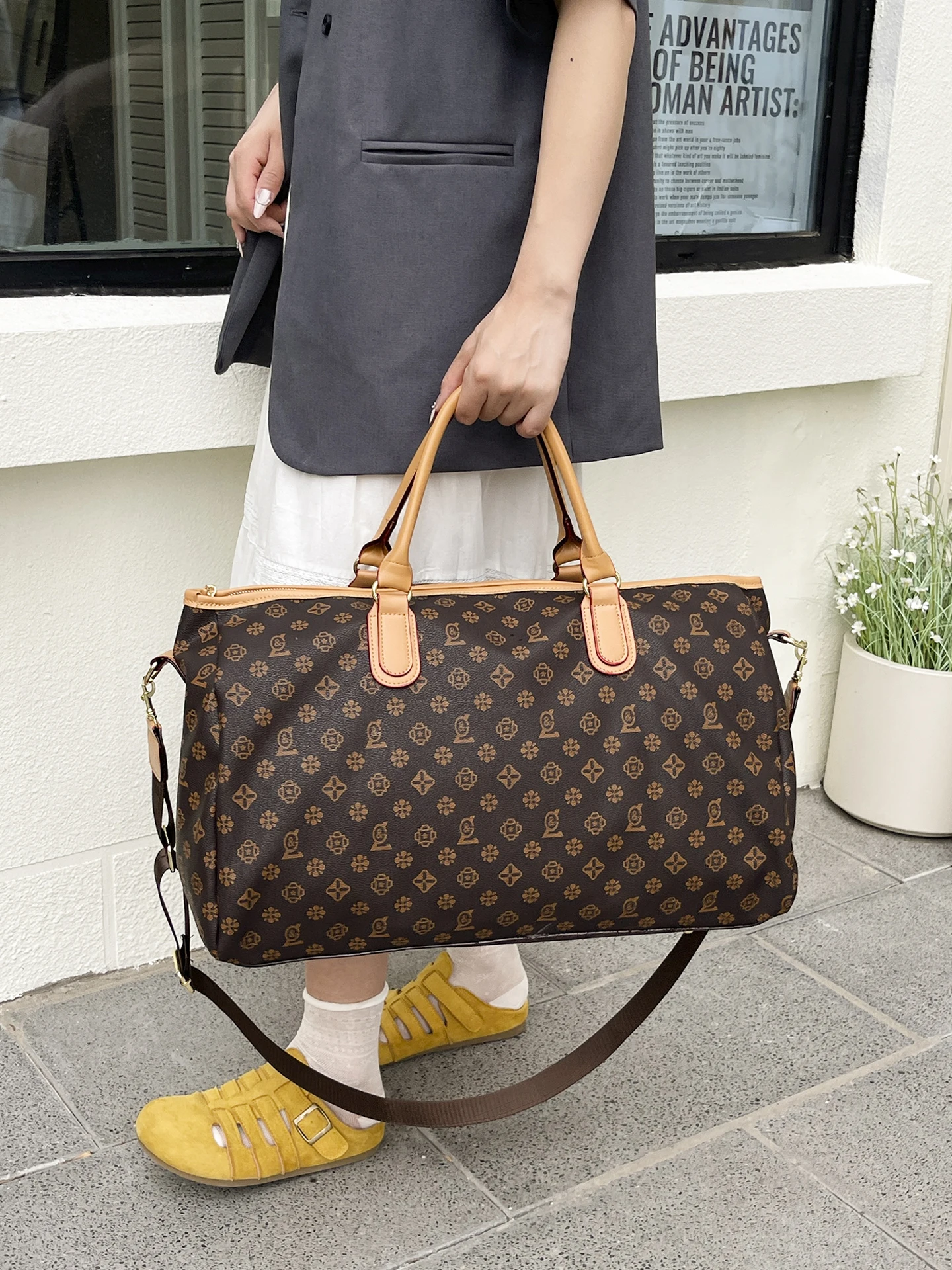 

Large Capaci Casual Versatile Handbag Fitn Travel Bag Single oulder Bag for Men And Women Suitable for ort Trips