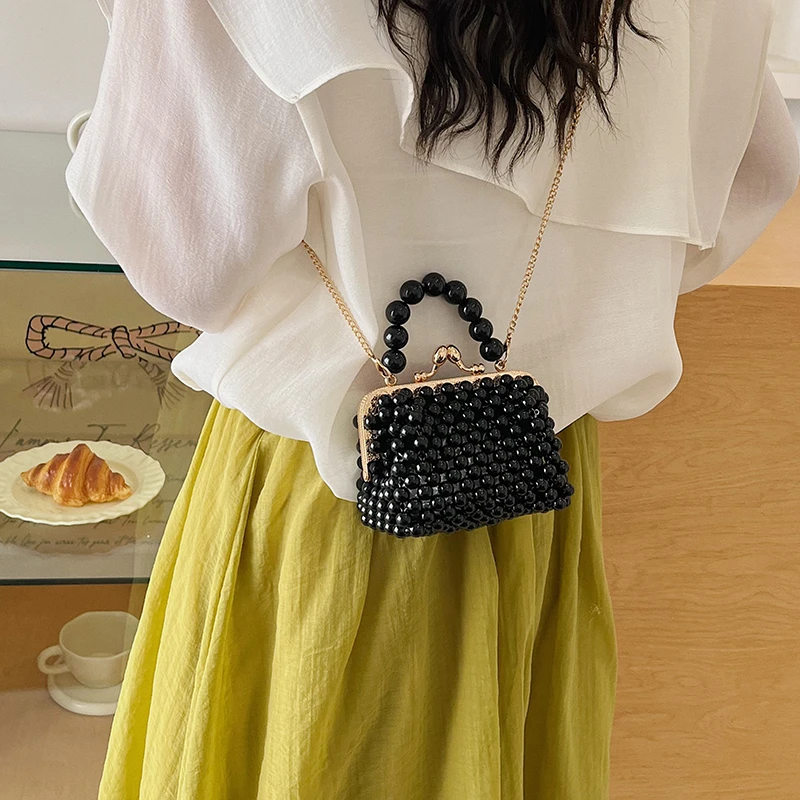 Luxuriöse Designer-Damentasche, handgefertigte Perlen-Tasche, neue Ketten-Schulter-Crossbody-Tasche, Mini-Lippenstift-Etui, Vintage-Perlen-Abendtasche – Detail 6