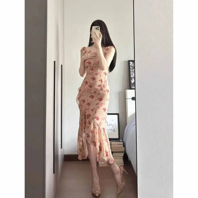 Kobiety Lato Francuski Wdzięczny Nadruk Sukienka bez rękawów Syrenka 2025 Nowa Dama Eleganckie różowe sukienki z falbankami w kwiaty Asymetryczne sukienki