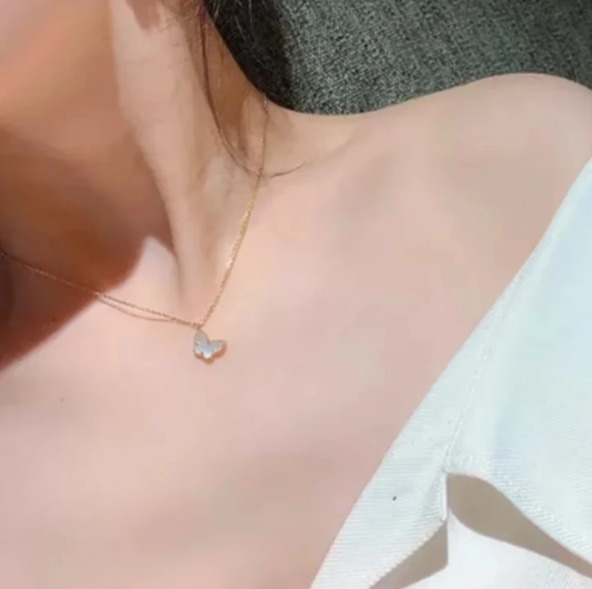 

2025-S925 Sterling Silver Mini Turquoise White Fritillaria Butterfly Shell Pendant Necklace Luxury Brand Jewelry