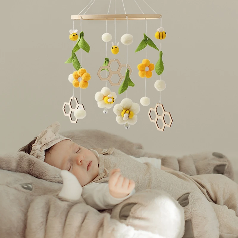 Baby Mobile Rattles Toys 0-12 Months For Newborn Crib Crochet Bee Bed Bell Toddler Rattle Carousel For Cots Kid Musical Toy Gift