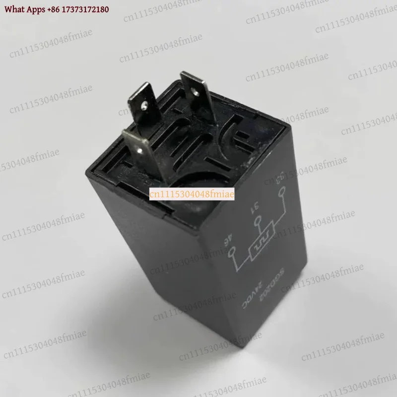SGD202 Flash Relay 24V Three-Insert Long-Distance Passenger Bus Flasher Relay Universal Version