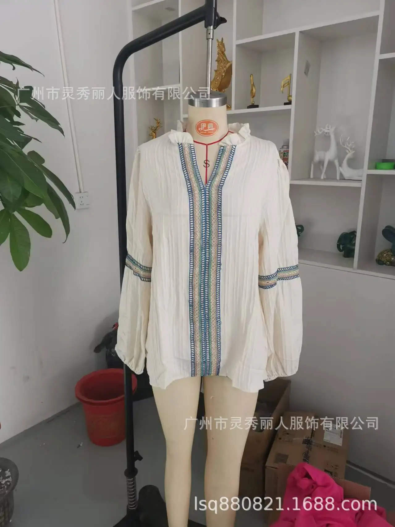 Women Shirts Pleated Pullover Blouses Print Lantern Sleeve Tops V Neck Patchwork Regular Shirt Lace Spliced Office Lady