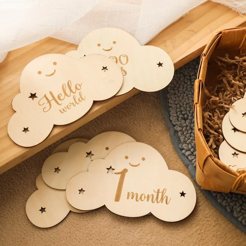 8Pcs/Set Wooden Cloud Shape Monthly Cards Double Sided Wooden Baby Engraved Age For Babe Photo Birthday Shooting Props