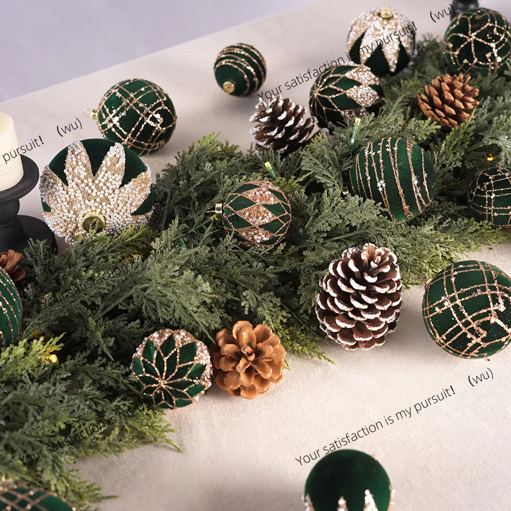 Christmas decoration supplies 6/8/10CM pom-pom pendant Christmas tree ceiling scene layout hanging ball decoration