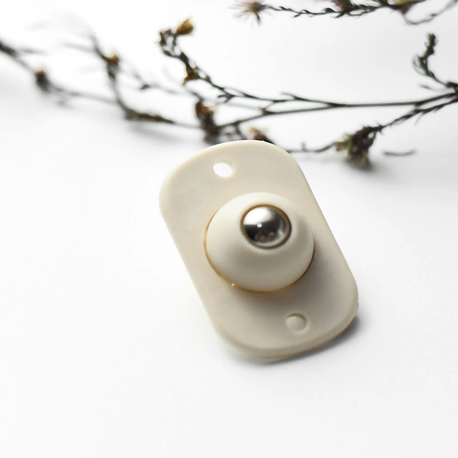 4pcs Self-Adhesive Castors Mute 360° Rotation Ball Caster Strong Load Bearing Versatile for The Bottom of Storage Box Trash Can