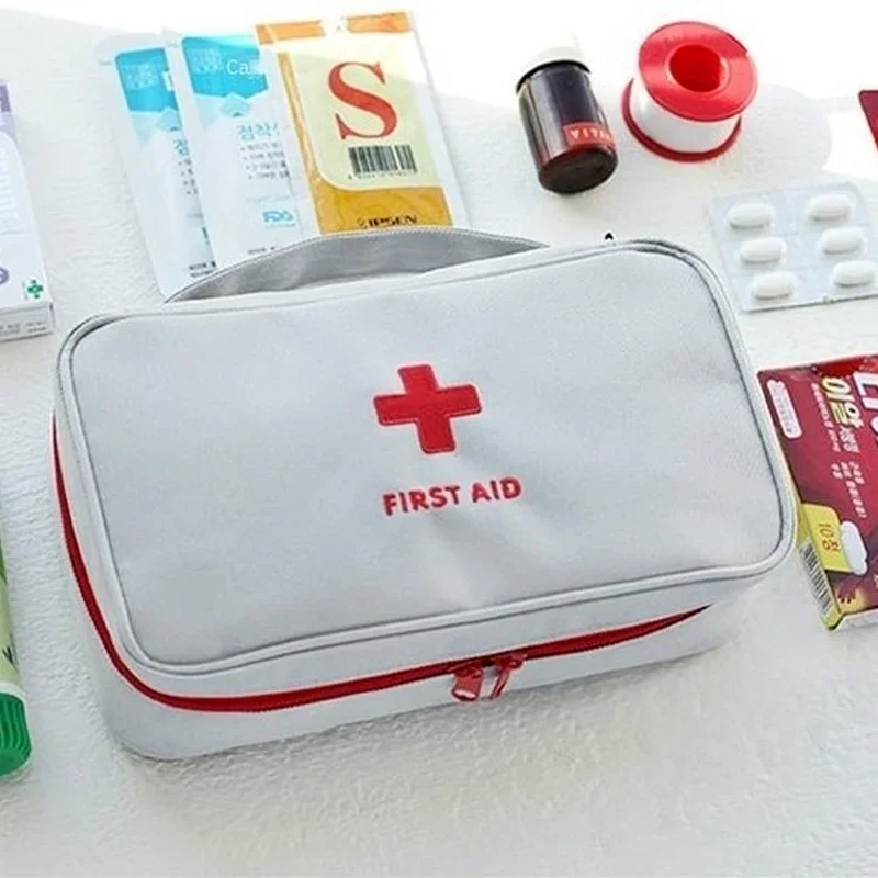 Bonito mini portátil saco de medicina kit de primeiros socorros kits de emergência médica organizador ao ar livre medicina do agregado familiar saco de armazenamento de pílula