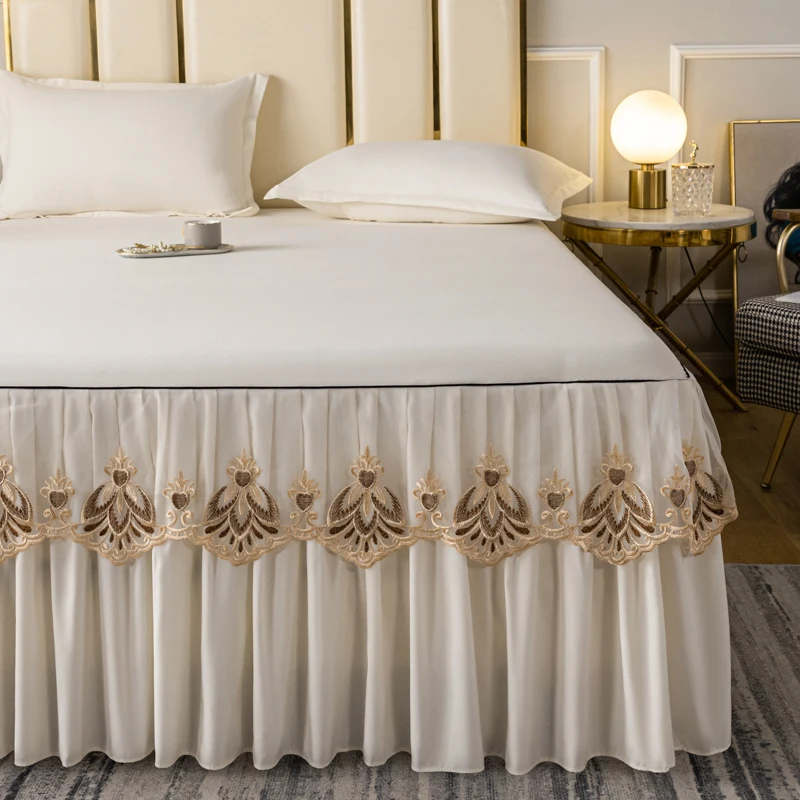 Bonenjoy 1pc Lace Bed Skirt Queen Size Embroideried Bed Sheet Skirt High Quaility King Size Bedkirt Single( without pillowcase)