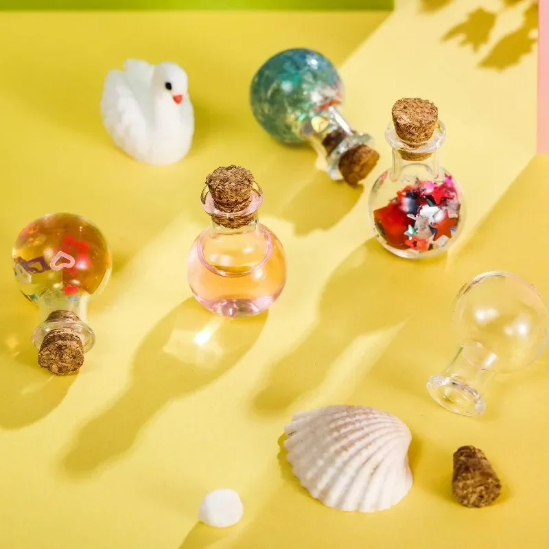 Mini Glass Wish Bottle 3x1.7cm Spherical Flat Bottom DIY Star Message Craft Decorative Jar for Home Display Romantic Decor