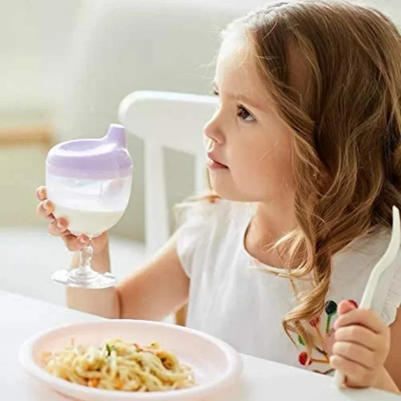 Botella de aprendizaje para bebé de 150ML, novedad, taza para sorber con forma de copa de vino con tapa, biberón de lactancia para niños, tazas de alimentación infantil