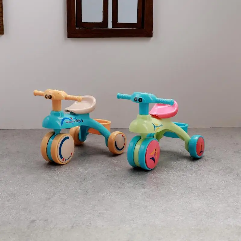 1 قطعة دمية دراجة ثلاثية العجلات صغيرة محاكاة نموذج دراجة صغيرة اللعب مصغرة مشهد المنزل زخرفة بيت الدمية الملحقات #1