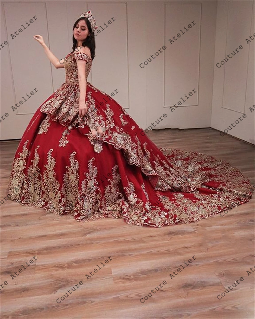 Vestido Quinceanera vermelho com apliques dourados de lantejoulas, vestido de baile, vestidos de festa fora do ombro, babados, 2024