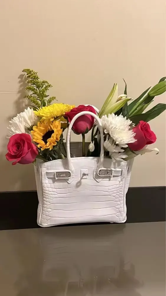 New white Resin Flowers Vase Bag Home Decor aesthetic room decor Wedding desk Ornament Living Room Big Bag Vase Luxury