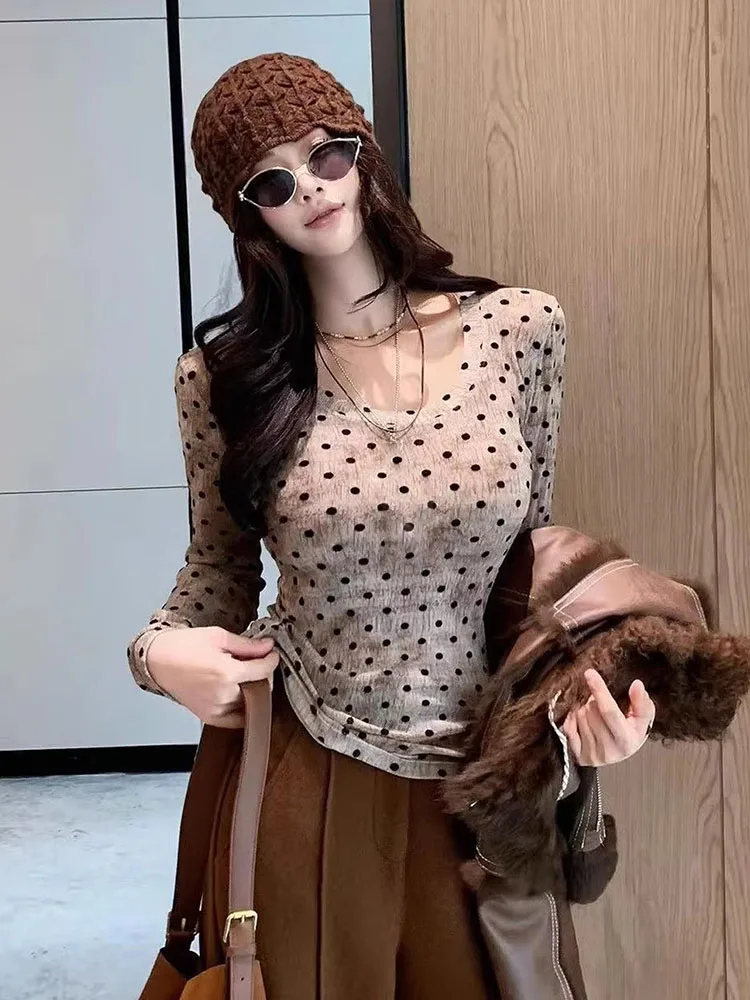 2026 Autumn New Korean Style Polka Dot Print Long Sleeve Round Neck T-Shirt Women Unique Gentle Slim Inner Wear Top