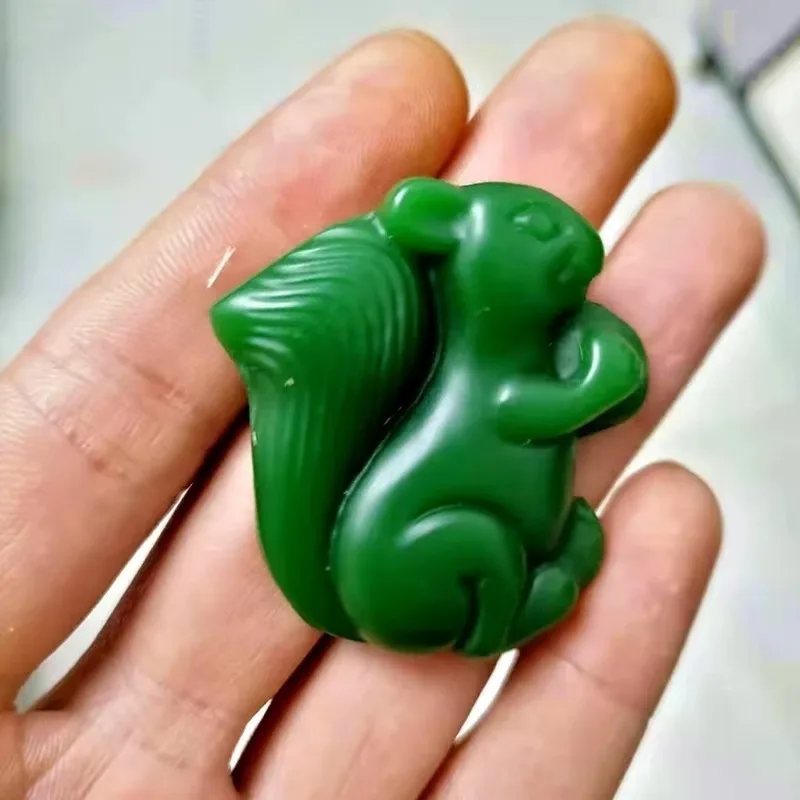 

Natural Green Hand Carved Beauty Jade Pendant Fashion Boutique Jewelry Men's and Women's Ladies Necklace Gift Accessories