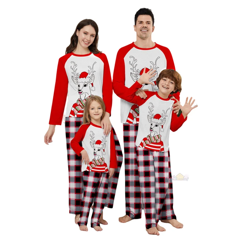Family Matching Christmas Outfits Pajamas 2026 Xmas Elk Adult Kids Mother Daughter Look Pijamas Children Loungewear Pjs Clothes