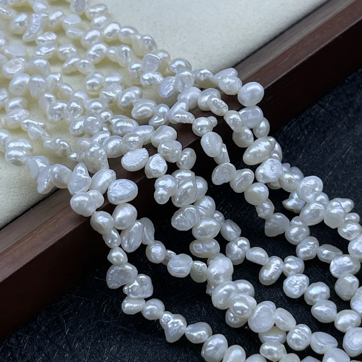 

AAA Natural Freshwater 100%Pearls 4-5mm White Irregular Pearls Punch Loose Beads for Jewelry Making DIY Necklaces Accessories
