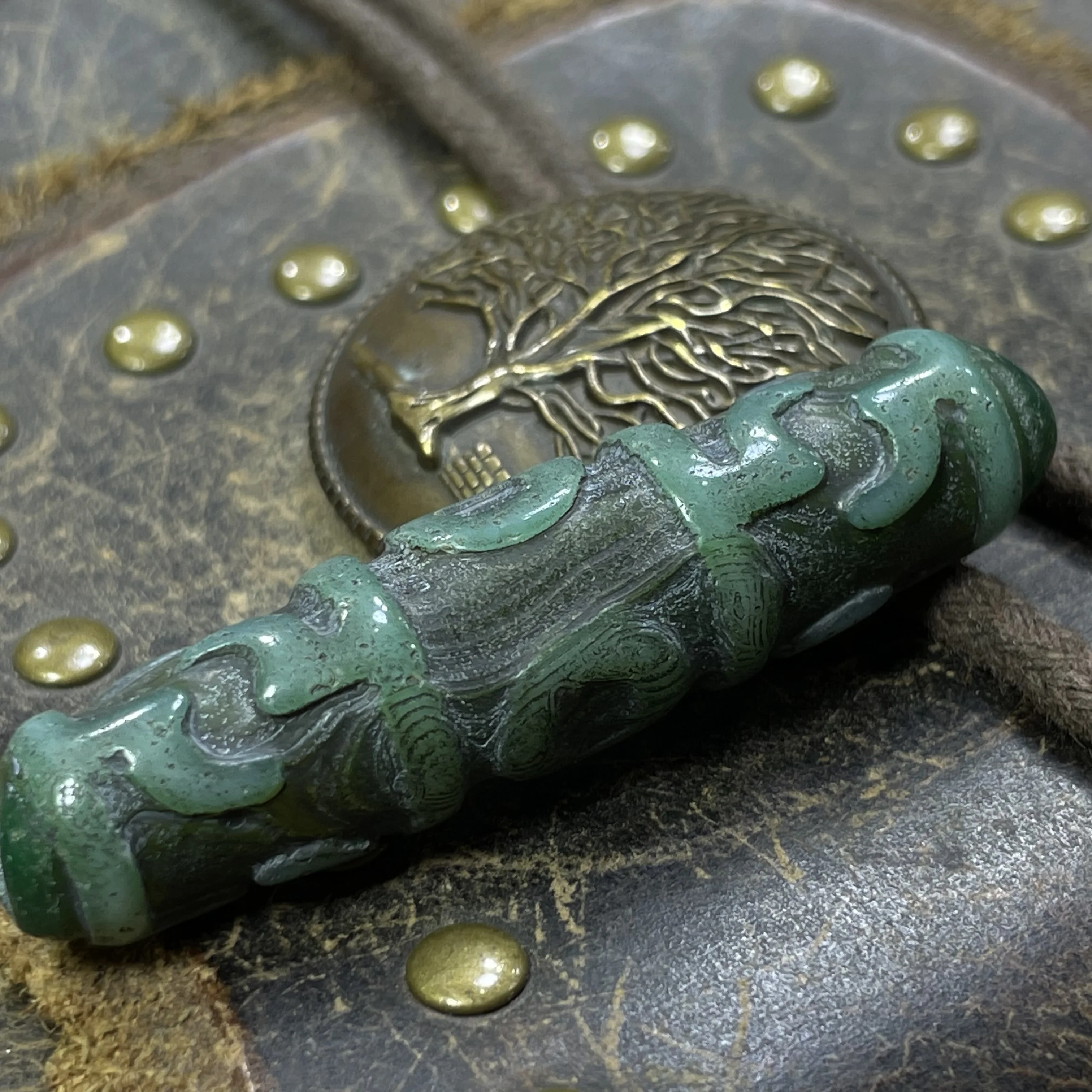 Tibetan Frost Skin Emerald Explosion Old Lotus Master Three Eyes Dzi Bead Pendant 12x50mm