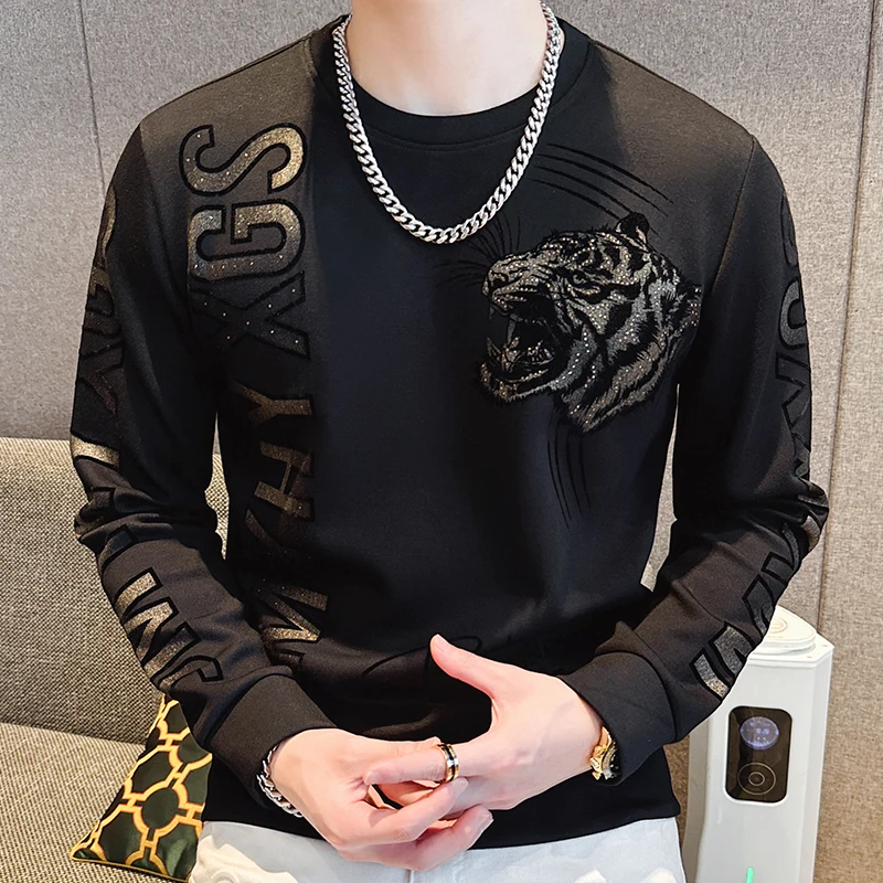 

Тенденции со стразами, мужская футболка с круглым вырезом и длинными рукавами, европейский стиль, осеннее качество, полиэстер, вискоза, спандекс, уличная одежда, Camisetas