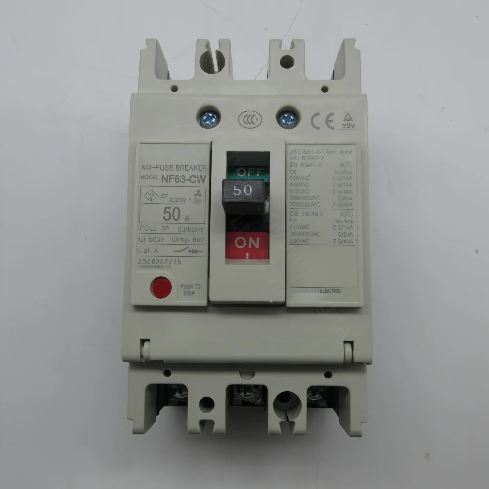 

Выключатель воздушного тока NF63-CW 3P/50A