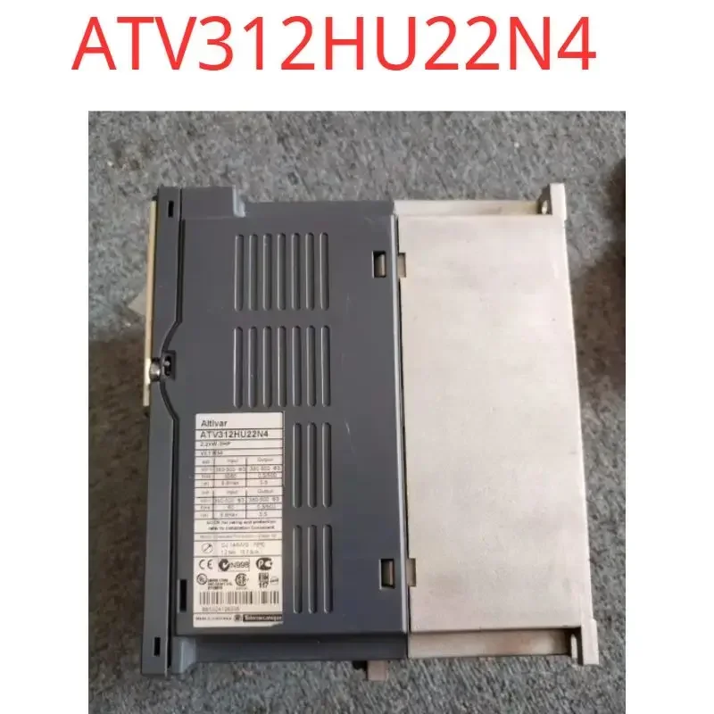 Second-hand test OK Inverter, ATV312HU22N4,  2.2KW 380V, with good functions