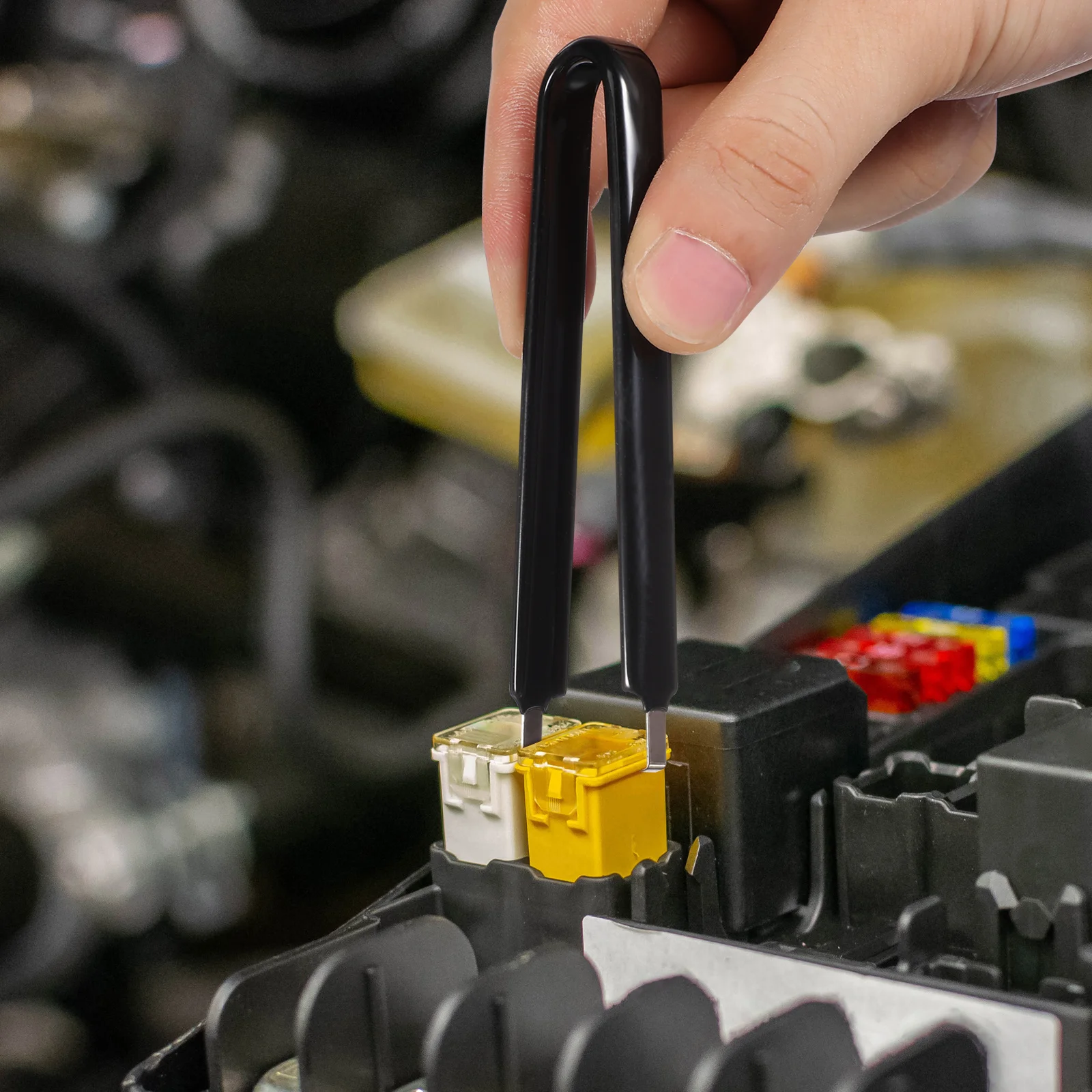 

Car Fuse Puller Pliers for Relay Removal Extractor Inline Vehicle Tools Compact Lightweight Durable Precision