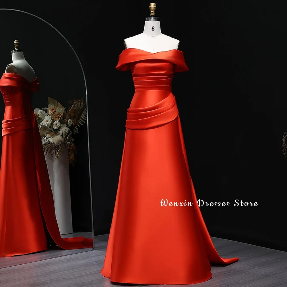 Abito da sera in raso con temperamento Abiti da ritorno a casa personalizzati con spalle scoperte Abiti squisiti per occasioni speciali con strascico a pannello