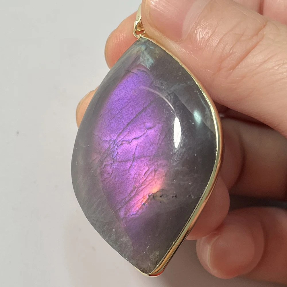 Necklace Pendant Natural Stone Irregular Shape Bead Labradorite for Women Men Jewelry 1Pcs
