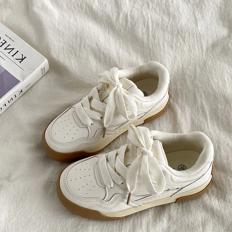 

Легкие повседневные спортивные туфли с мягкой подошвой и толстым каблуком, женские, осенняя коллекция 2024, новые модные кеды из канваса с круглым носком и резиновой подошвой