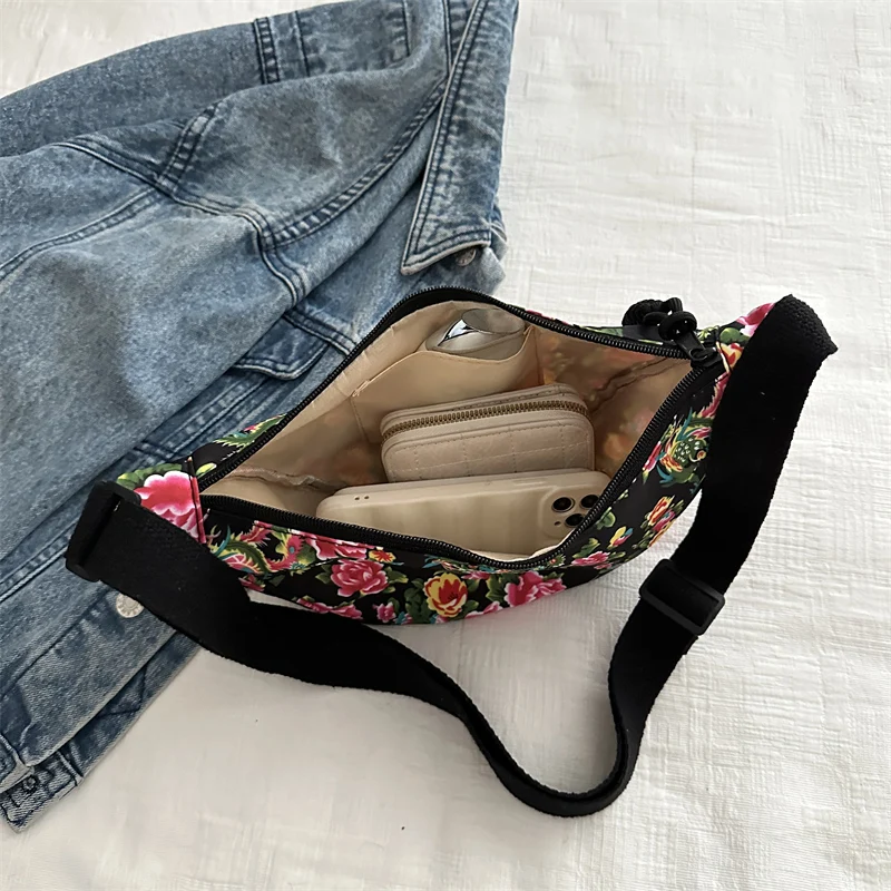 Polyester Large Capacity Wide Shoulder Strap Chest Bag Versatile Crossbody Bag Peony Flowers