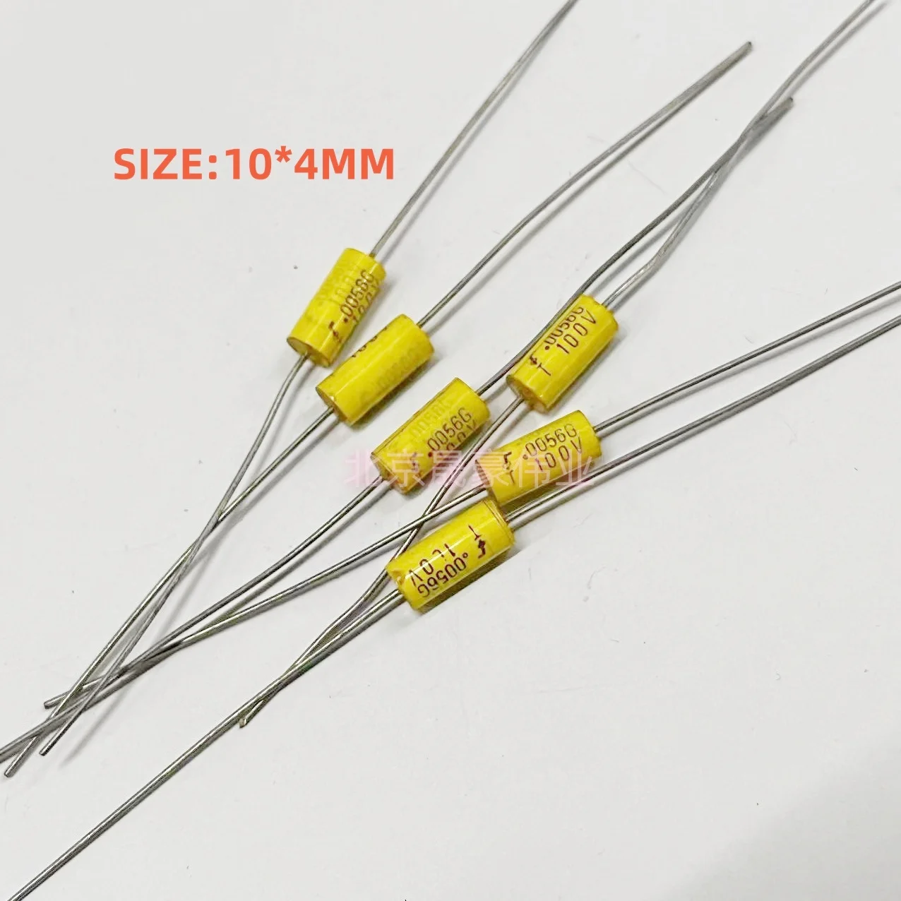 

10 шт. 100V0.0056UF осевой пленочный конденсатор 562G 100V5600PF 5.6NF неиндуктивный абсорбирующий конденсатор