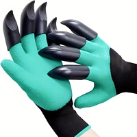 Clawed gardening gloves, used for digging, planting flowers and vegetables, hand washed outdoor gardening tools