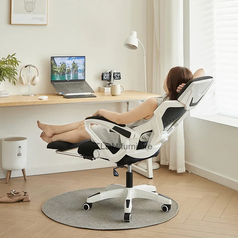 Glides ergonomically designed office chair with luxurious and comfortable wheel backrests, game boy family Sillas De Oficina