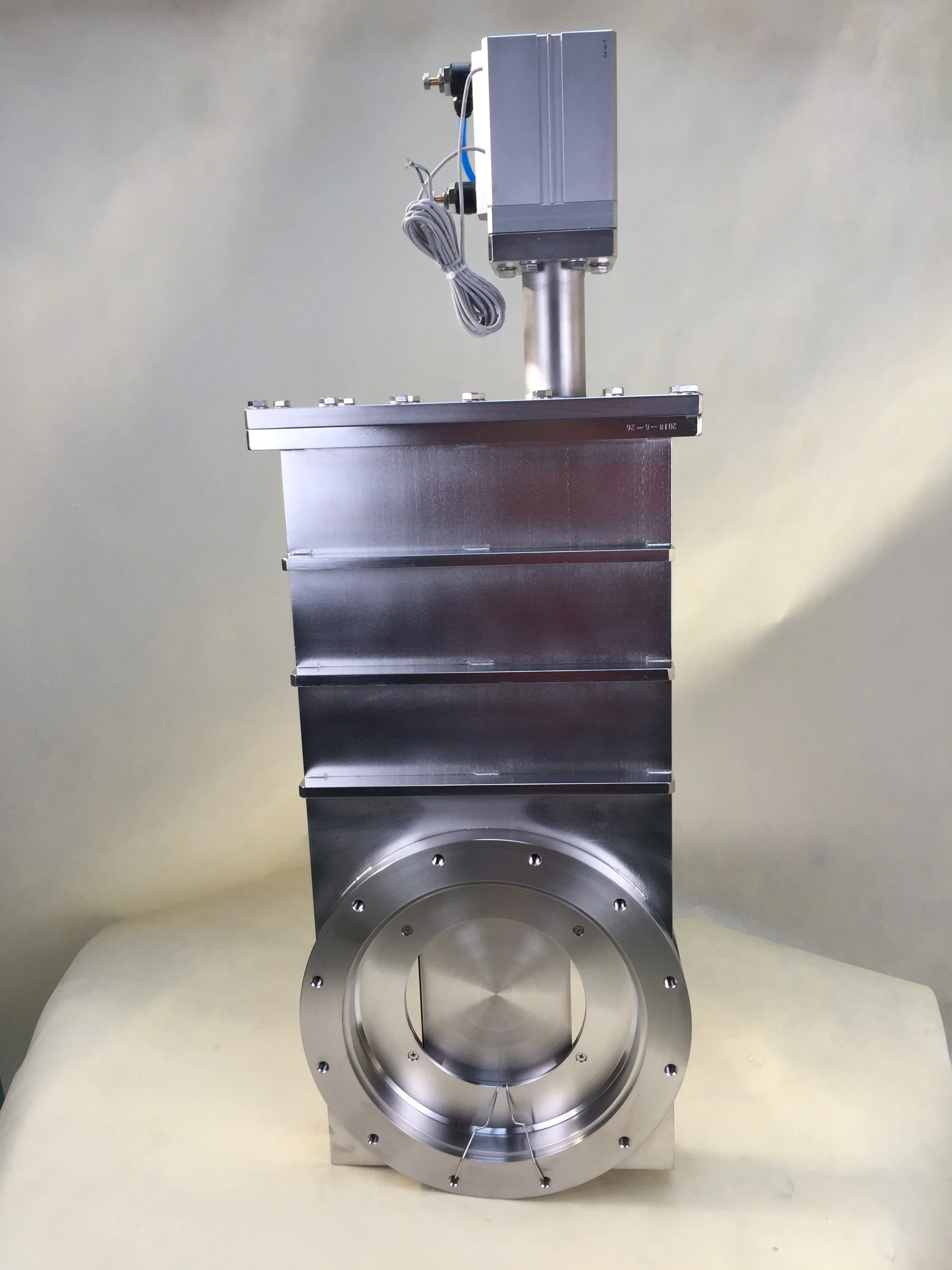 Ultra-high Vacuum Pneumatic Gate Valve CCQ-250