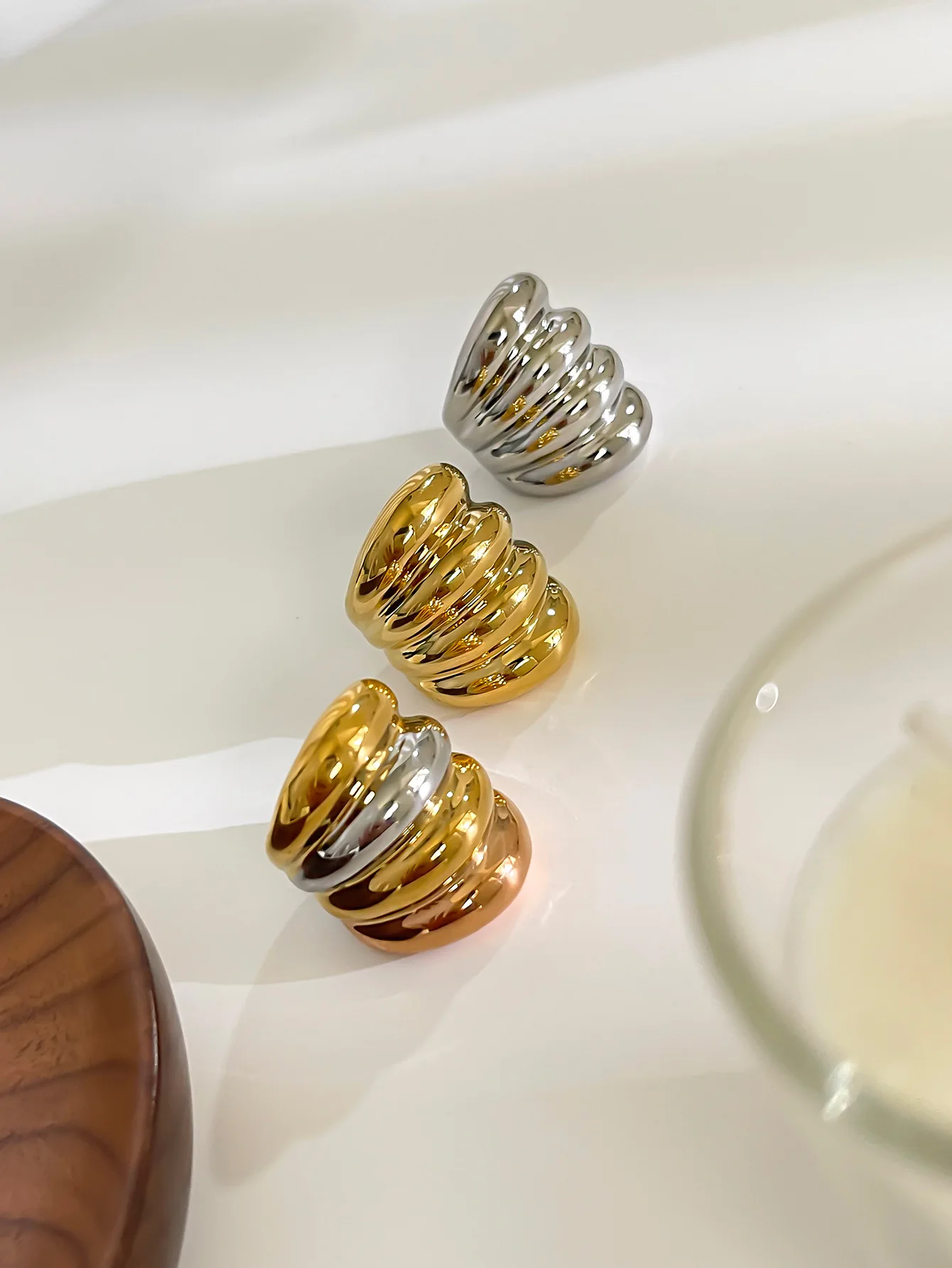 HANGZHI Punk Stainless Steel Four Layers Wide Chunky Curved Ring Irregular Personality Retro Simplicity Geometric Jewelry New