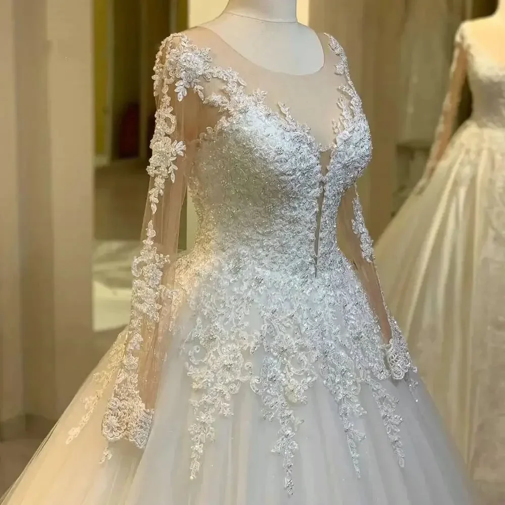 Customized  Scoop Lace Appliques A-Line Wedding Dresses Robe De Mariée Sweep Tran Illsion Long Sleeves Real Photo Bridal Gown