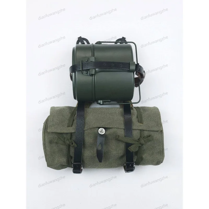 Replica WWII German Mess Kit A‑Frame A‑Frame Bag 3‑Piece Complete Gear Set for Historical Reenactment Costume Collection