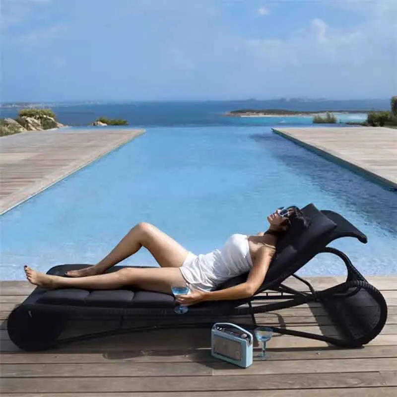 hu-Nordic Modern Design Foldable Outdoor Reclining Rattan Chair Swimming Pool Spring Beach Park Leisure Sun Lounger Living Room