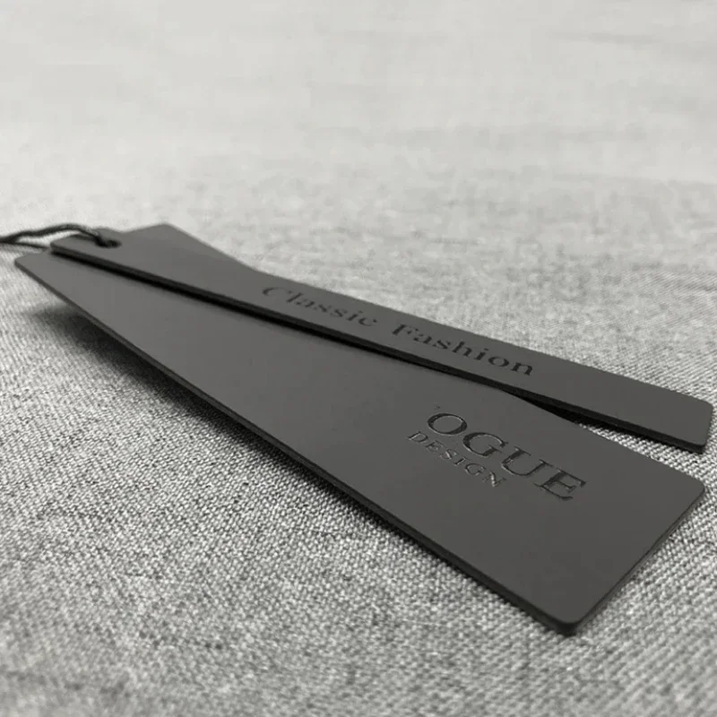 Universal black tactile paper clothing trademark price hang tag